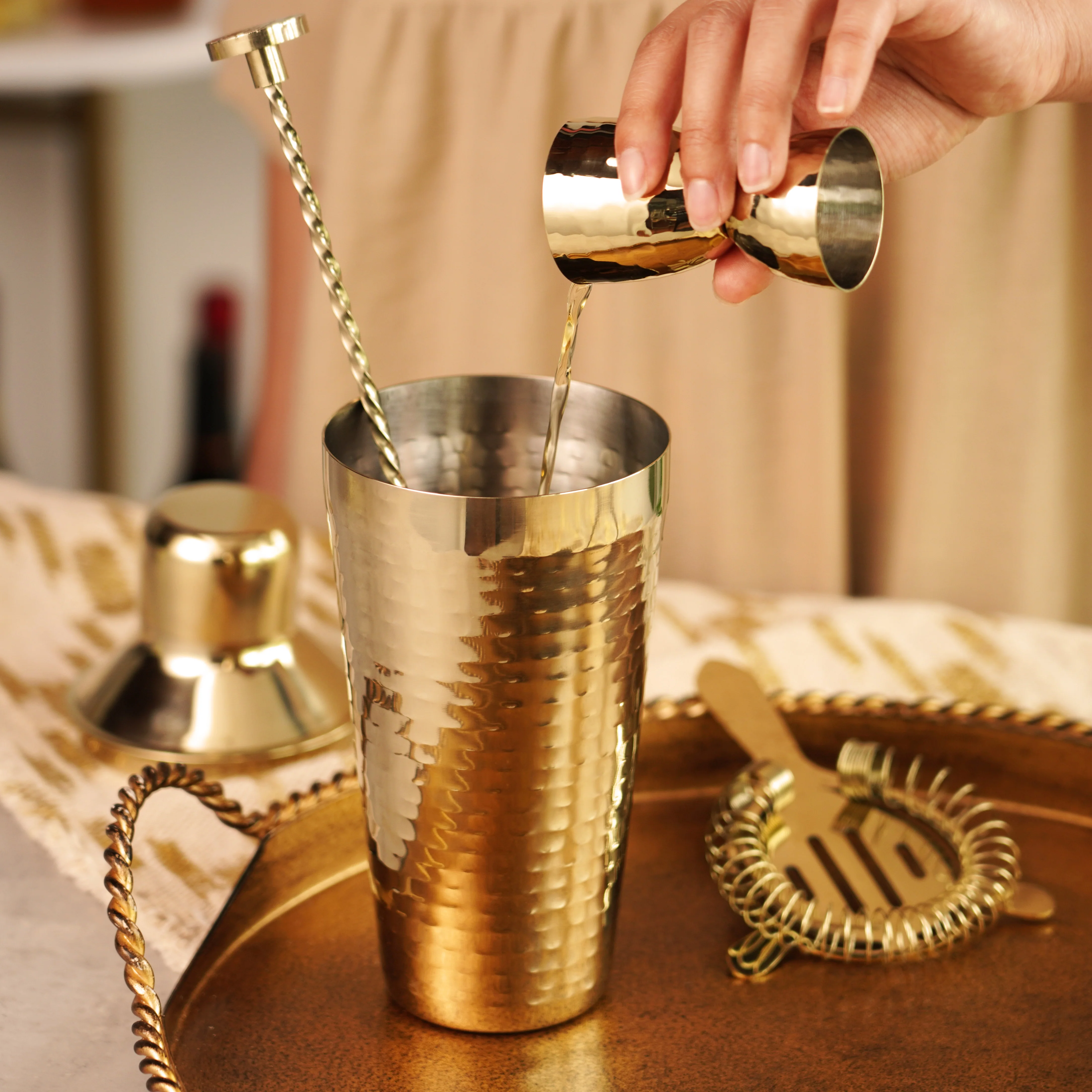 Hammered 4-Piece Barware Set in Gold - Image 5