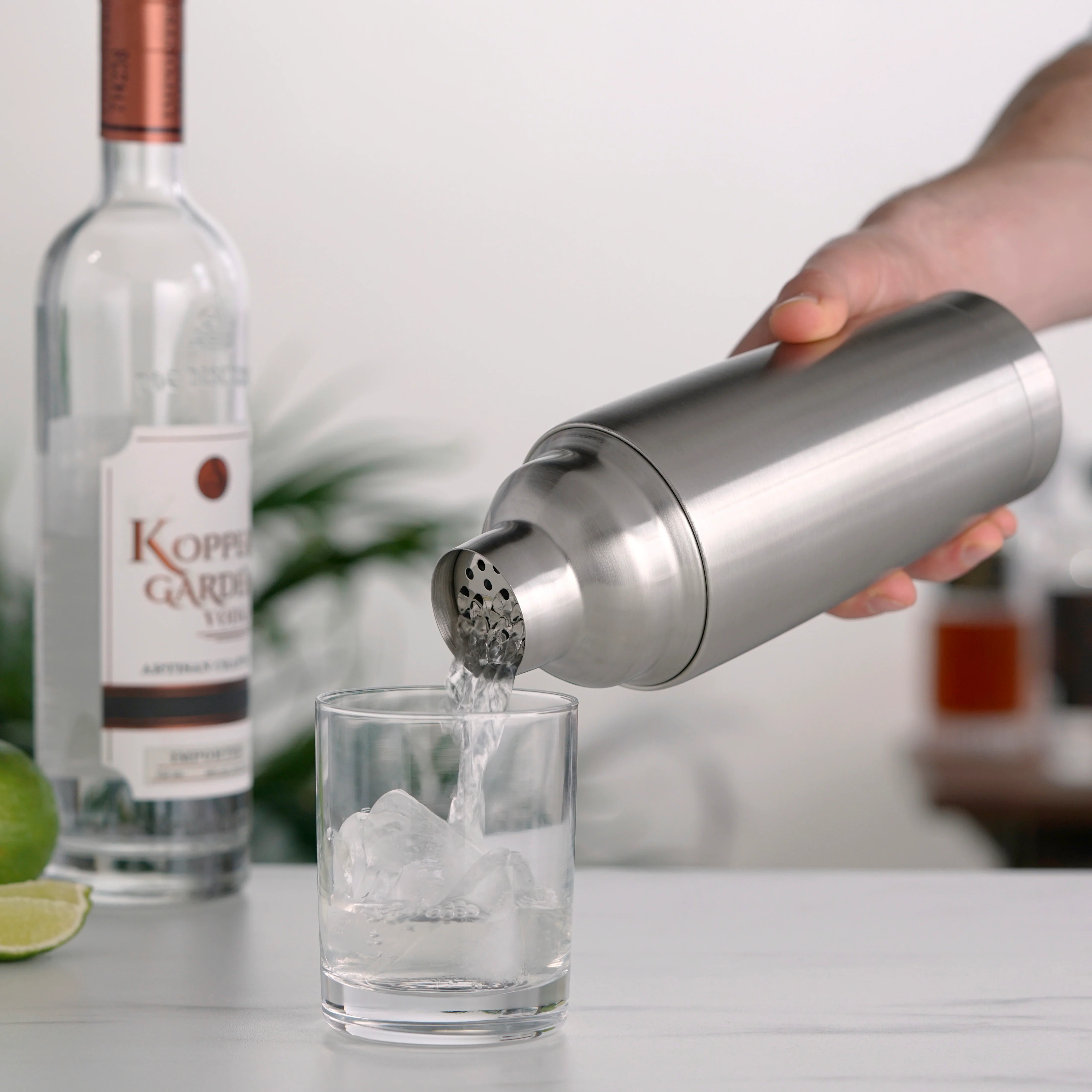 Vacuum Insulated Cocktail Shaker in Stainless Steel - Image 6