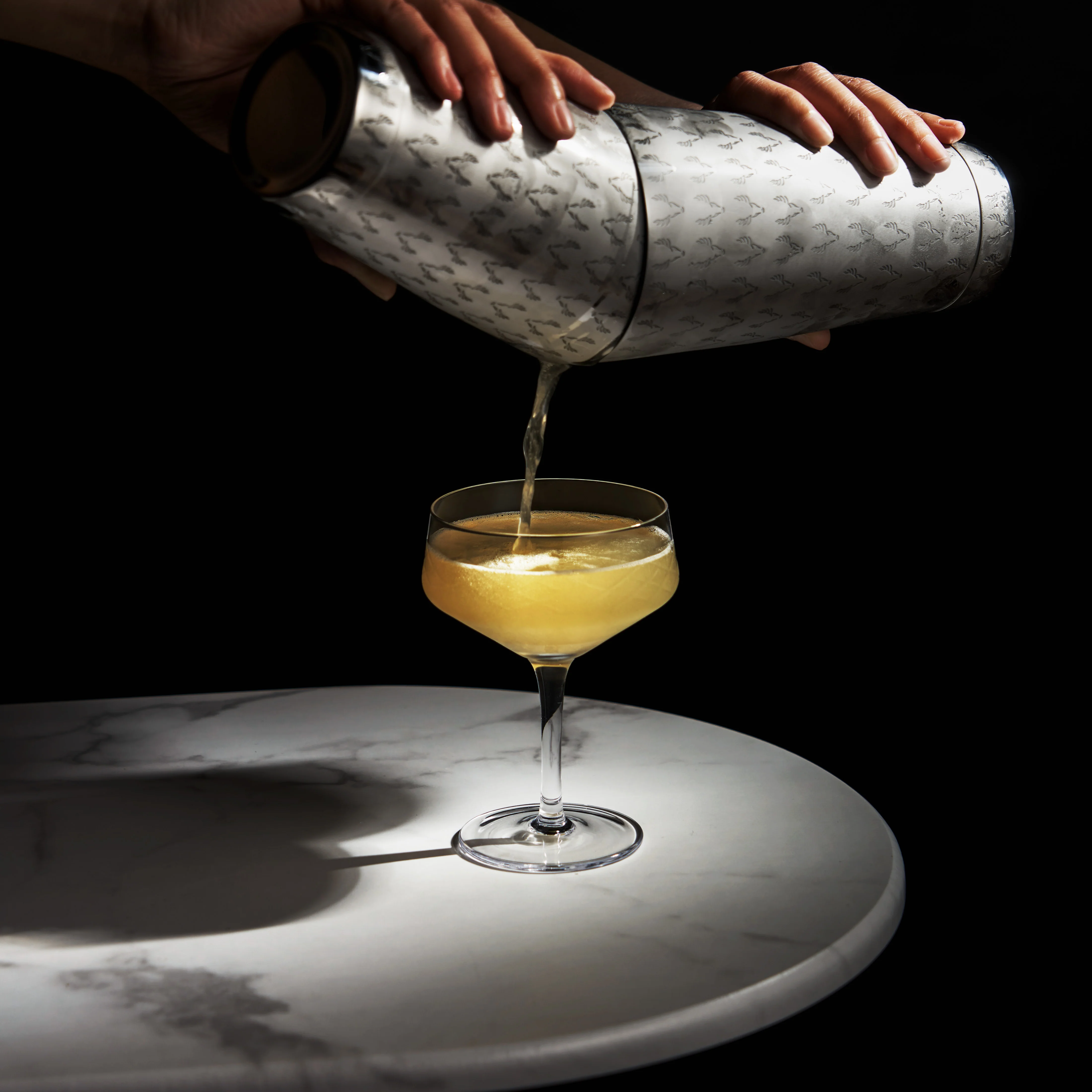 Harrison 2-Piece Shake Tins in Stainless Steel - Image 5