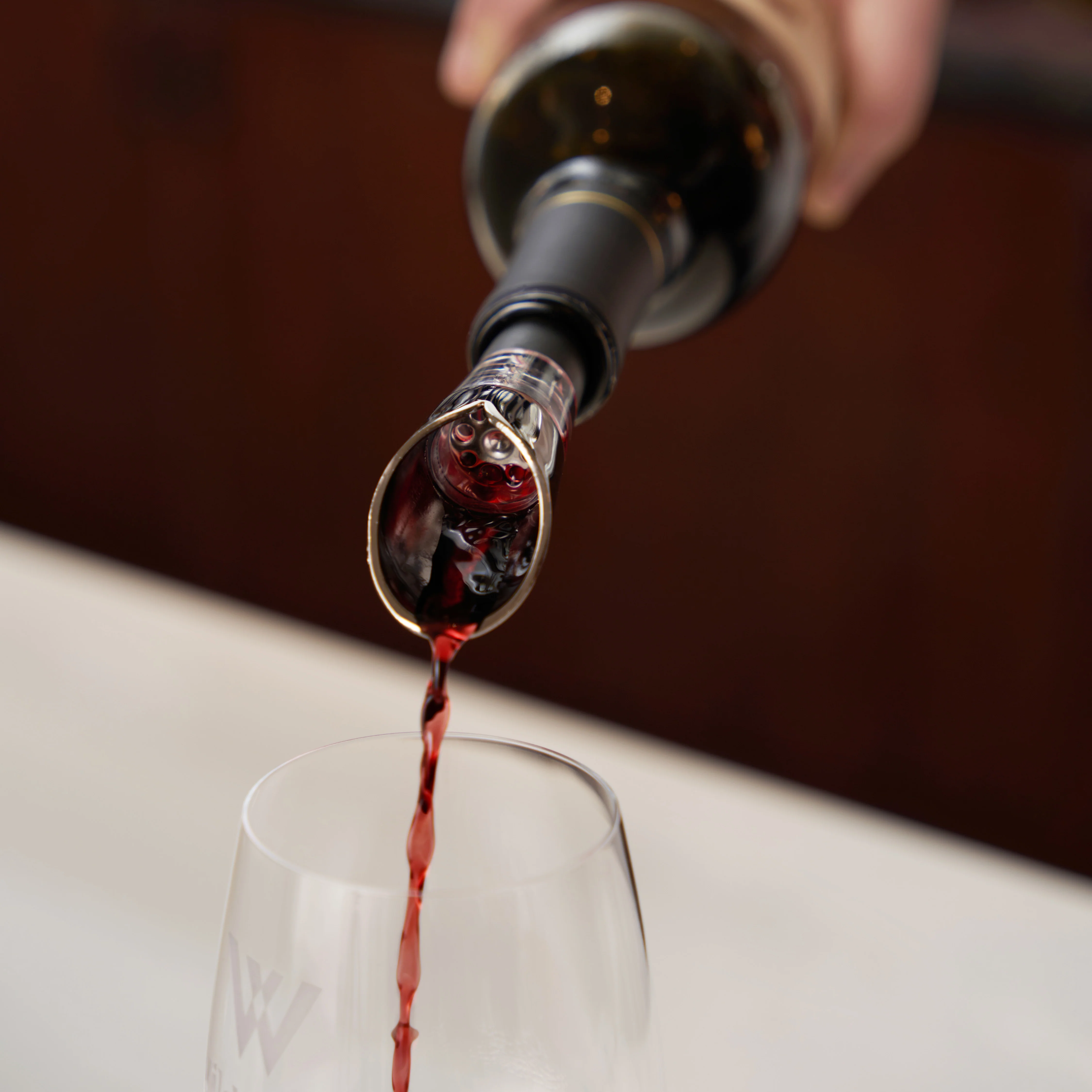 Warren Aerating Pour Spout in Gunmetal - Image 6