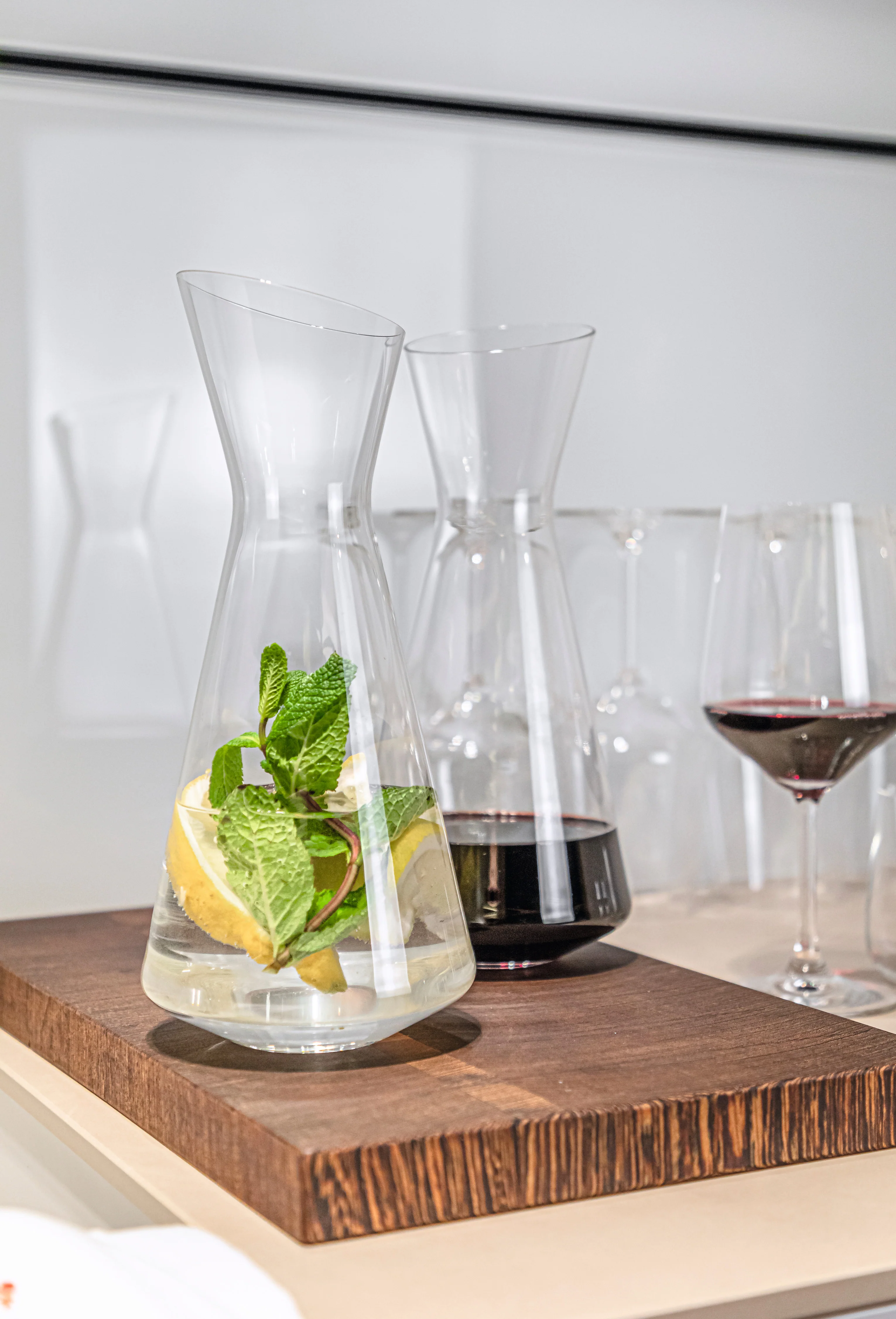 Style 1L Wine Decanter - Image 5