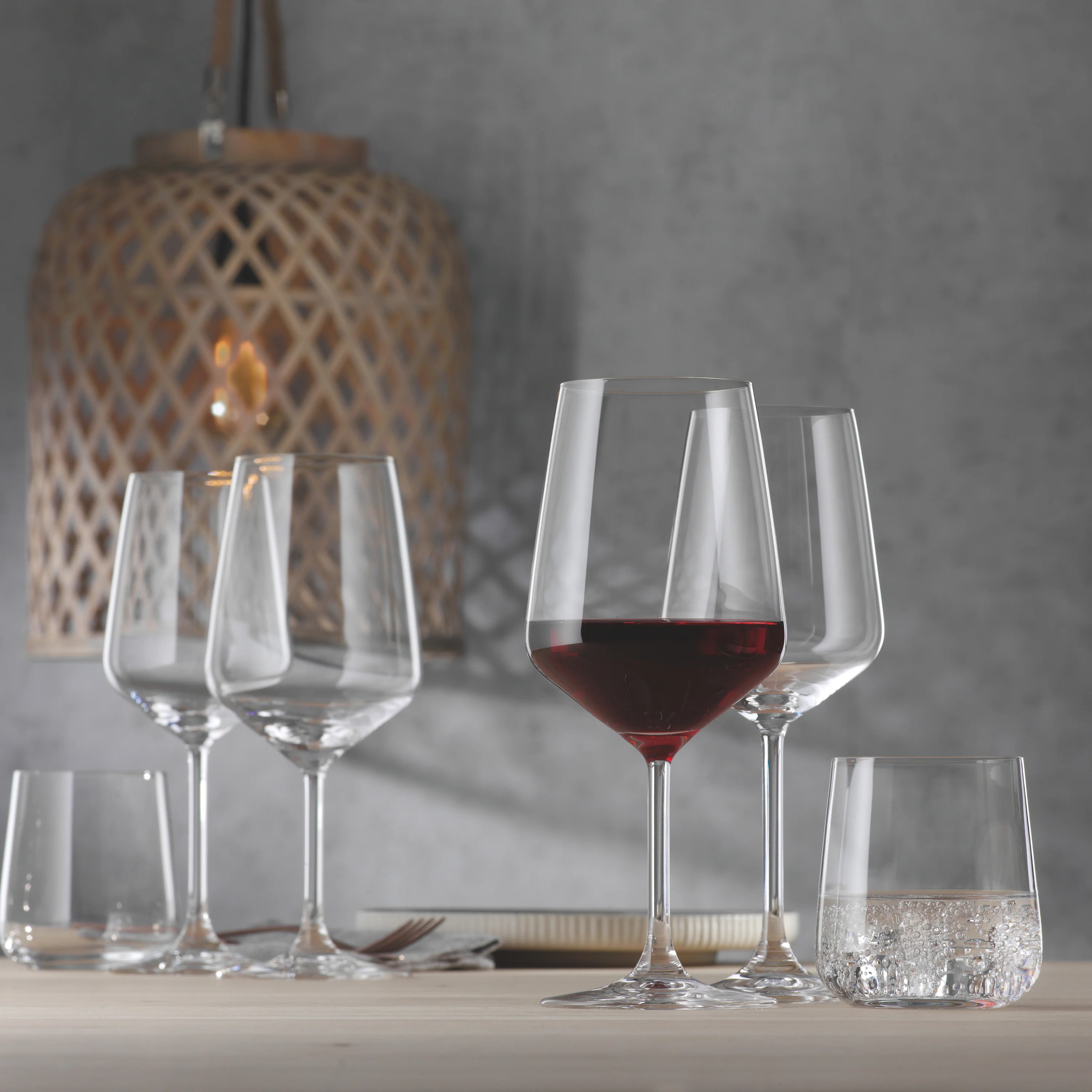 Style Red and White Wine Glasses, Set of 12 - Image 3