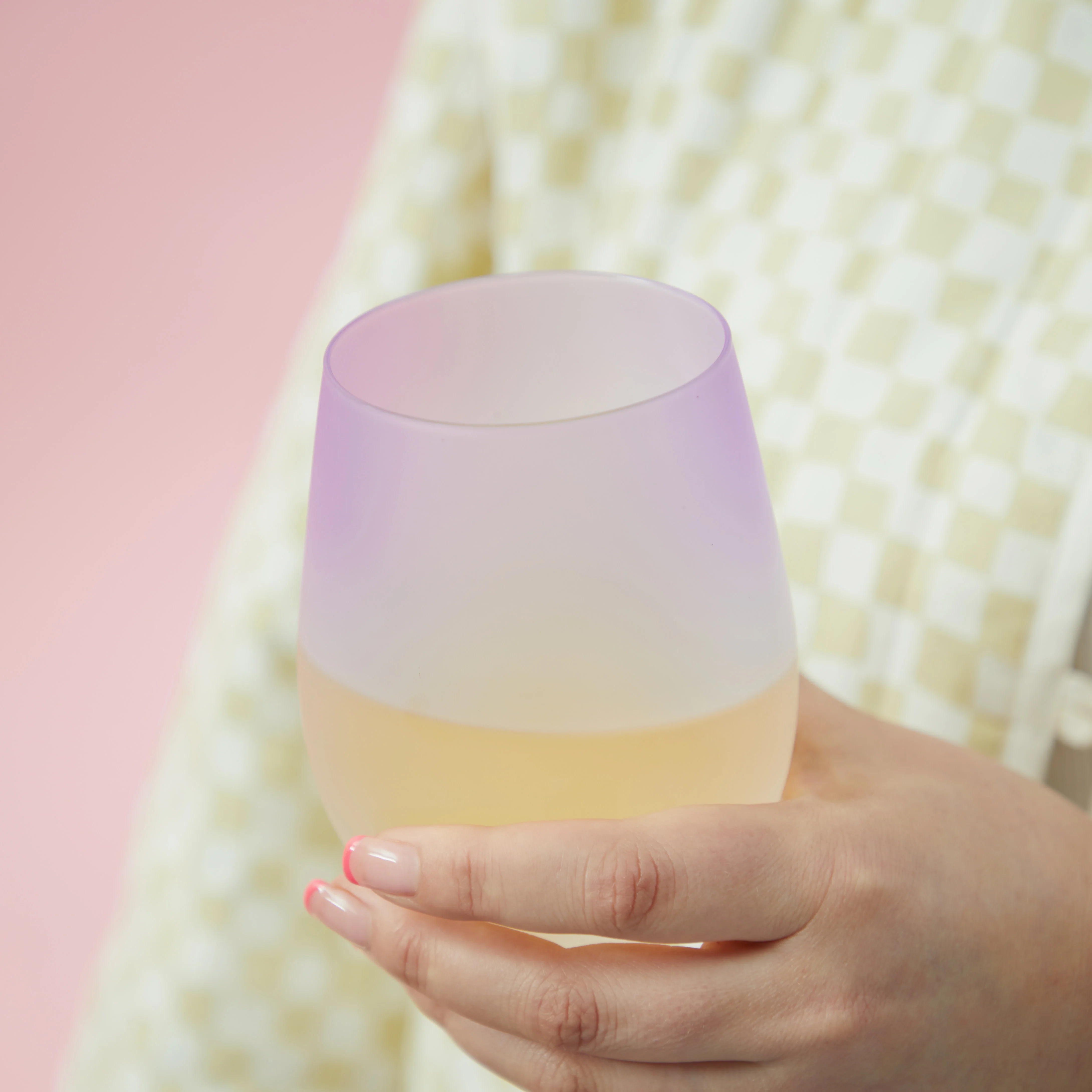 Frosted Ombre Stemless Wine Tumbler in Assorted Colors, Set of 4 - Image 3